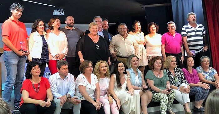 Foto de familia de la entrega de premios del V Concurso Araceli Morales.jpg