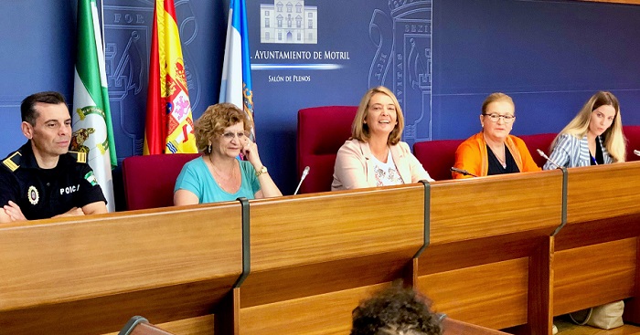 García Chamorro preside la comisión local de absentismo escolar.jpg