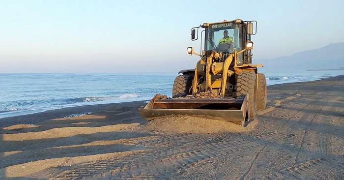 El Ayuntamiento de Motril soluciona los daños del temporal en Playa Granada en menos de 48 horas