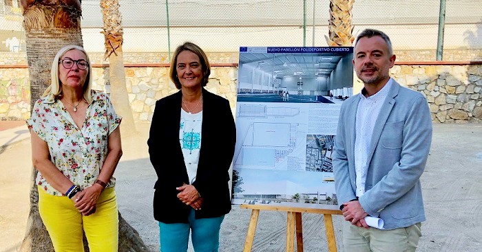 El Ayuntamiento presenta el proyecto del nuevo pabellón cubierto en el polideportivo municipal de Motril