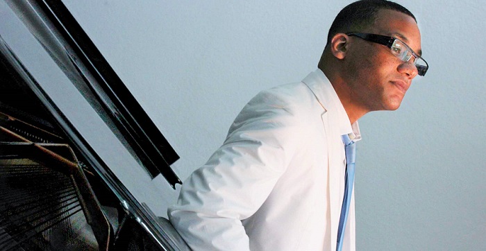 El Jazz en la Costa premia la trayectoria del pianista Gonzalo Rubalcaba