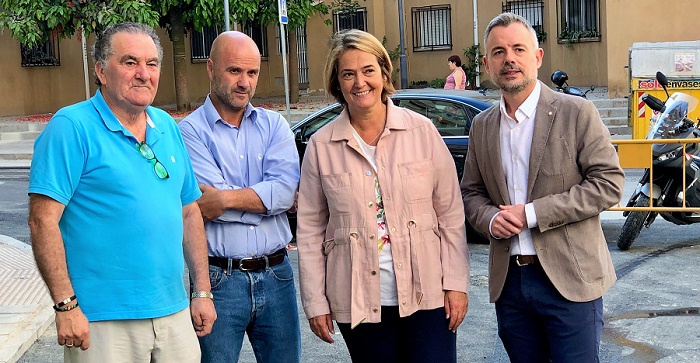 La alcaldesa, Luisa García Chamorro, y los tenientes de alcalde de Obras Públicas, Nicolás Navarro, y Urbanismo, Antonio Escámez