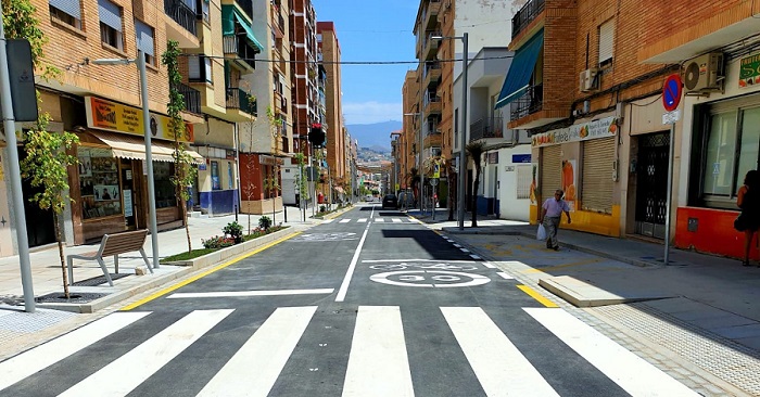 La calle Ancha quedará abierta por completo al tránsito de peatones y vehículos esta misma tarde.jpg