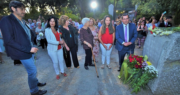 Alfacar acoge el homenaje a las víctimas de la Guerra Civil Española en el 83 aniversario del fusilamiento de Lorca.jpg