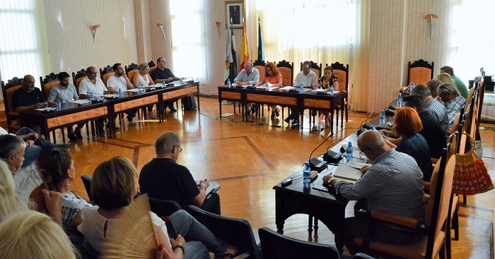 El campo de fútbol de Salobreña pasará a llamarse Estadio Municipal Antonio Vargas Guirado, ‘Yogui’.jpg