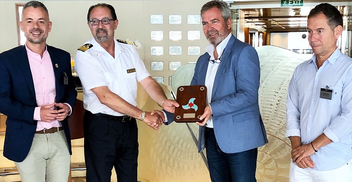 Primera escala en Motril del crucero Silver Shadow de la compañía naviera Silversea Cruises.jpg