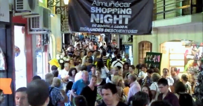 Shopping Night Almuñécar.jpg