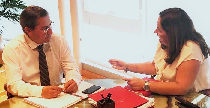 La presidenta de la Mancomunidad mantiene su primera reunión oficial con el presidente de la Diputación.jpg