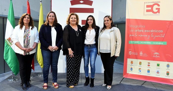 Alumnos de Albuñol y Salobreña acceden a las artes escénicas gracias a un programa cultural de la Diputación.jpg