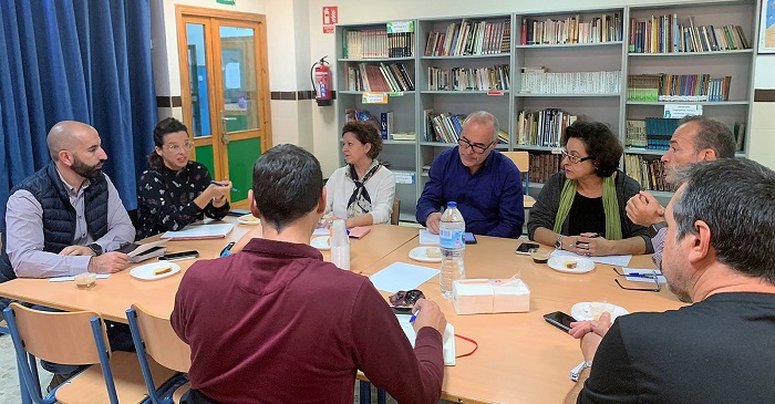 Ayto. de Almuñécar y colegios públicos unifican criterios y actuaciones.jpg