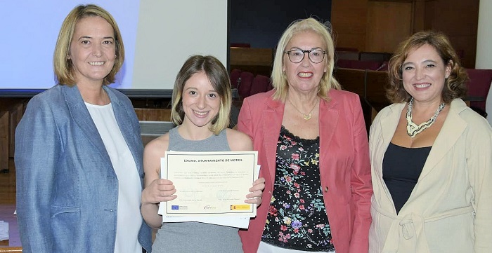 Clausurado en Motril el proyecto FormActiva con la entrega de diplomas.jpg