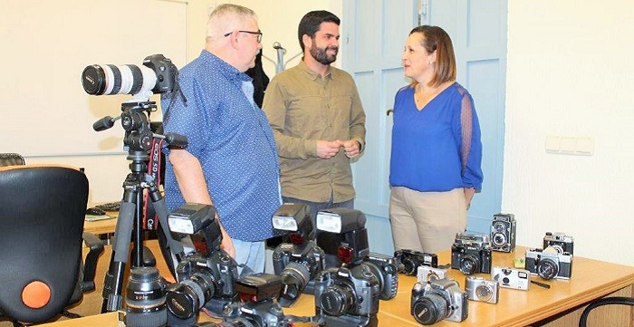 El Aula Mentor de Salobreña imparte el curso 'Iniciación a la fotografía'.jpg