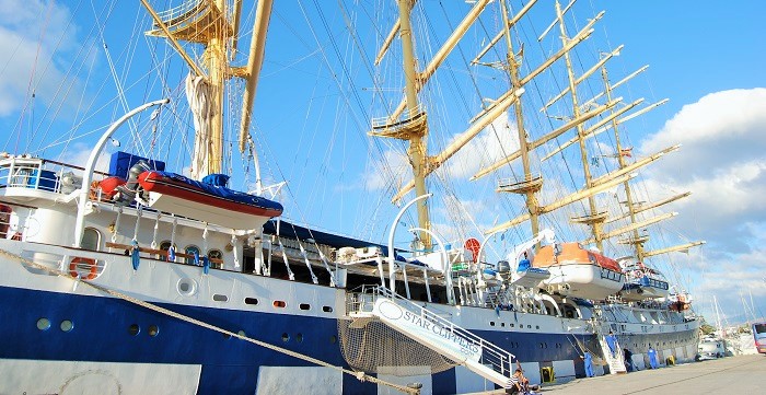 El crucero de lujo Royal Clipper en el Puerto de Motril.jpg