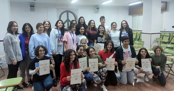 El IES José Martín Recuerda de Motril forma a una nueva promoción de mediadores para la convivencia.jpg