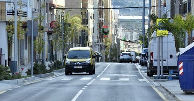 Calle ancha de Motril.jpg