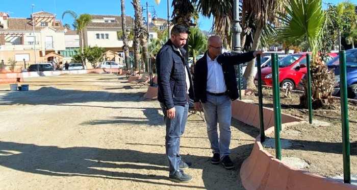 El Ayto. de Almuñécar trabaja en la puesta en marcha del primer parque canino en la localidad.jpg