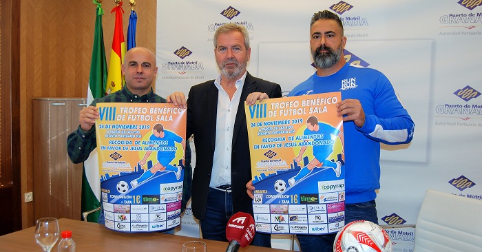 El Puerto de Motril se abre a la ciudad con un torneo solidario de fútbol sala organizado por la asociación Run&Run.jpg