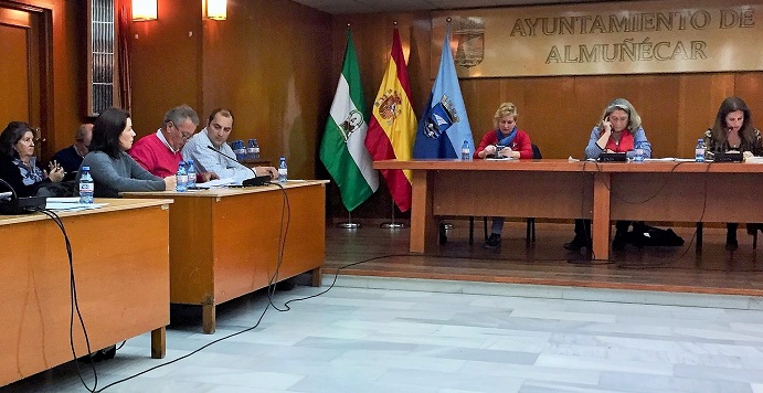 Pleno Almuñécar CA noviembre.jpg
