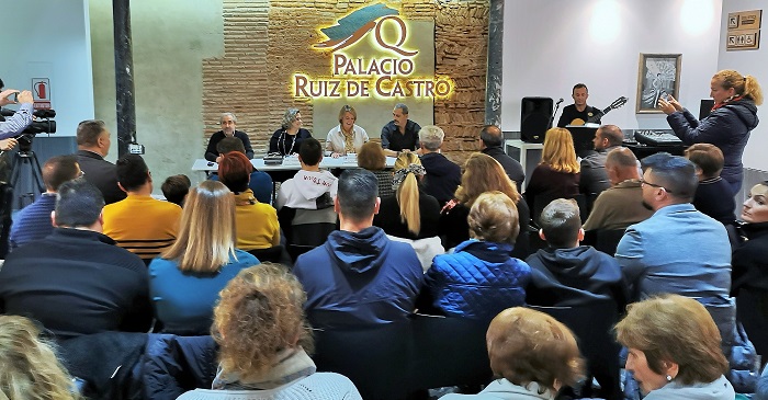 'Poesía en los Museos' puso el cartel de completo con la presentación poética de Lola Megías.jpg