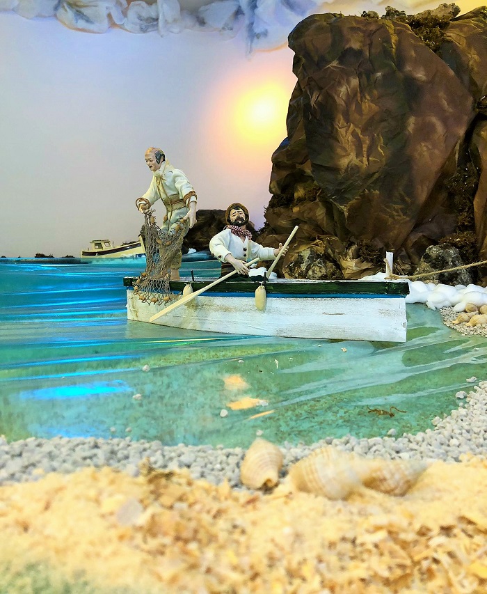 El Belén napolitano de la cofradía del Vía Crucis de Granada recrea los principales monumentos de Salobreña.jpg