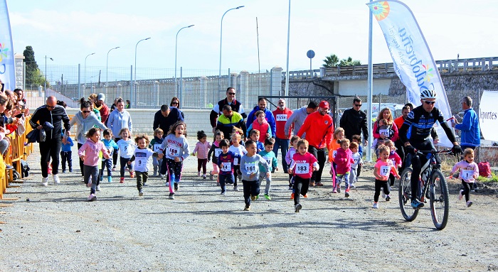 El Cross Escolar Villa de Salobreña bate su récord de participación y alcanza los 600 participantes.jpg
