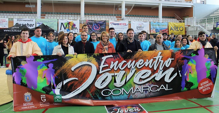La gran fiesta de la juventud congrega a cientos de alumnos en el pabellón deportivo municipal