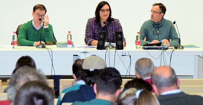 La Junta entrega la resoluciones de ayuda a jóvenes agricultores de la provincia.jpg