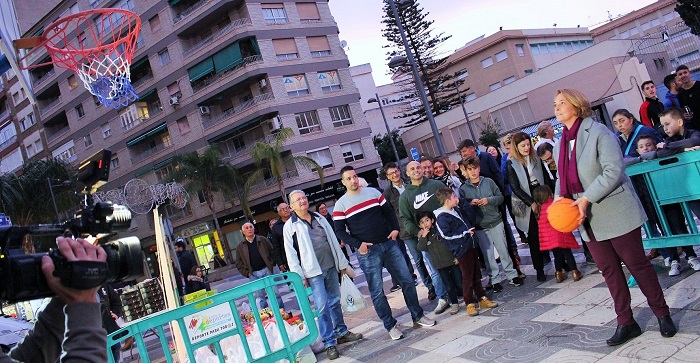 Los motrileños suman puntos practicando el deporte de la solidaridad.jpg