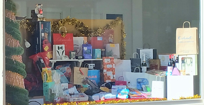 Negocios de Almuñécar adheridos a Comercio Vivo sortean un 'cesta de artículos' valorados en más de 2.000 €.jpg