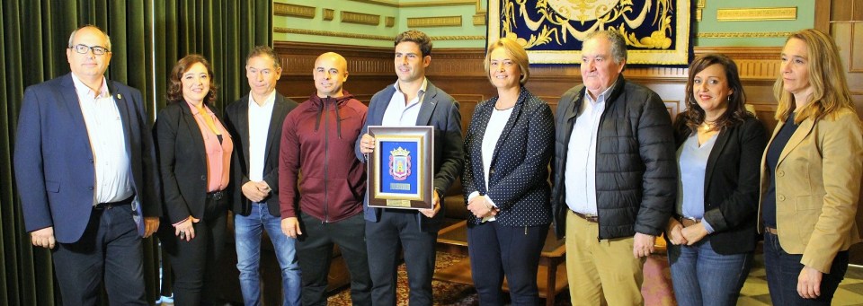 Recepción Francisco Hernández (5).JPG