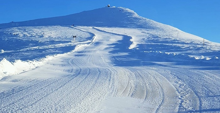 Sierra Nevada abre la Laguna de las Yeguas este puente de diciembre.jpg