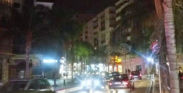 Apagón alumbrado Navidad calle Motril.jpg