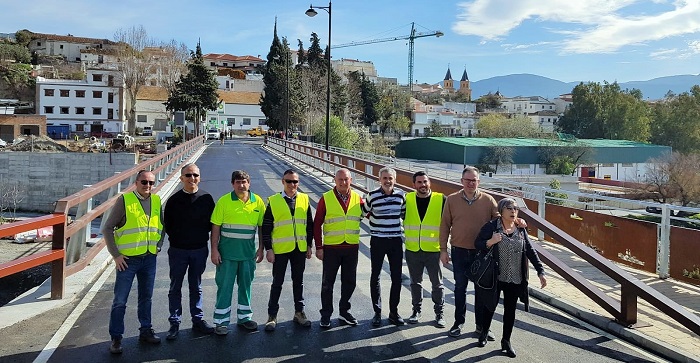 Órgiva pone en servicio su nuevo puente de río Chico