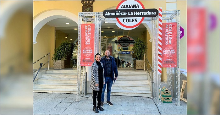 Campaña de concienciación del reciclado y sostenibilidad que lleva a cabo la Concejalía de Educación de Almuñécar