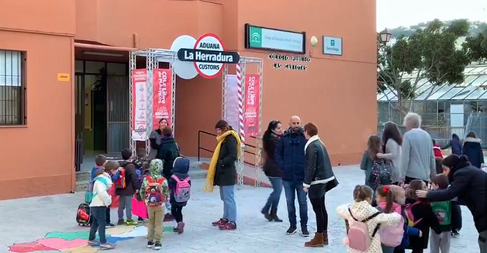 Campaña de concienciación sobre reciclado y sostenibilidad en los colegios de Almuñécar y La Herradura.png