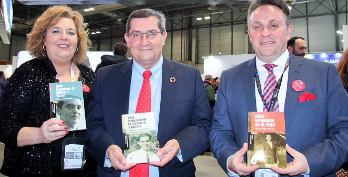Diputación presenta en Fitur las guías lorquianas de la Vega, la Alpujarra y Guadix y Víznar y Alfacar