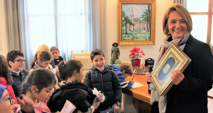 El 'cole' se traslada al Ayuntamiento de Motril