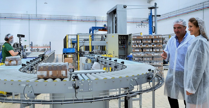 Espadafor elimina los conservantes de sus cócteles y licores sin alcohol al pasteurizarlos una vez embotellados.jpg