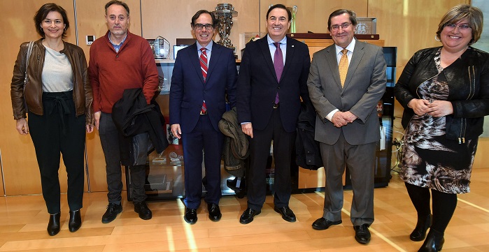 La directiva de la Cámara de Comercio de Motril visita la Diputación de Granada.jpg