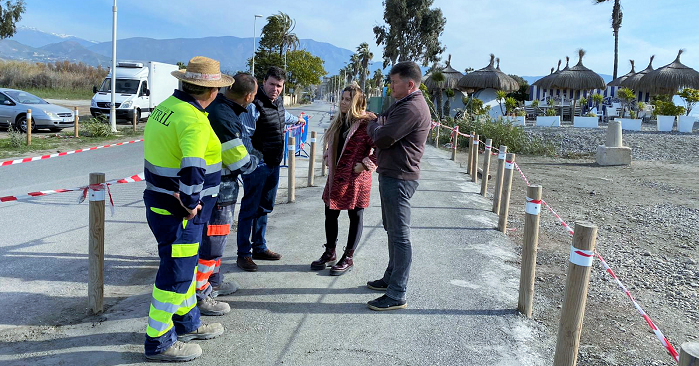 Actuaciones del área de Mantenimiento en la zona de la playa de Motril