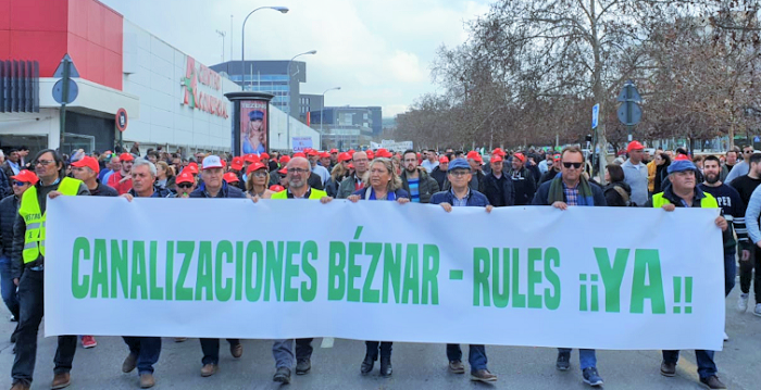 Almuñécar se suma a la manifestación del sector agrario y ganadero