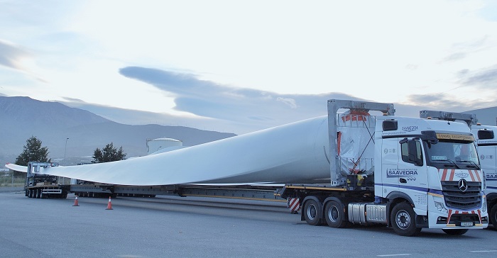 Motril, uno de los dos puertos que exporta las mayores palas eólicas que se fabrican en España