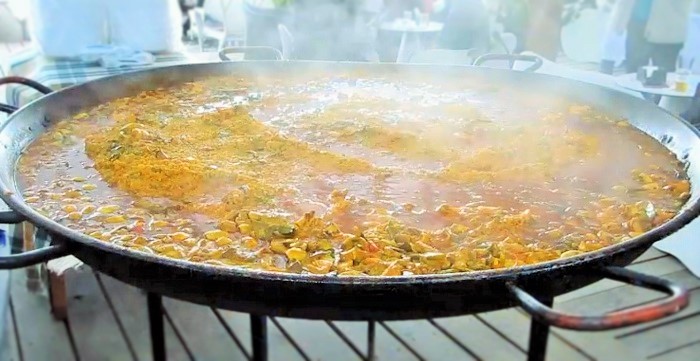 Paella gigante
