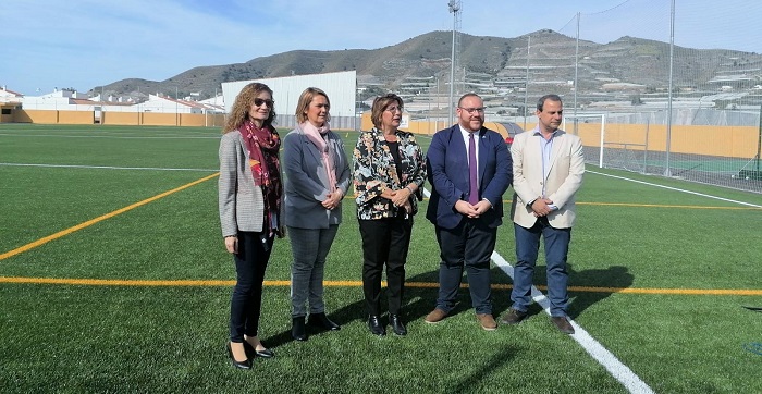 Carchuna estrena campo de fútbol tras las obras de mejora con una inversión de 488.000 euros