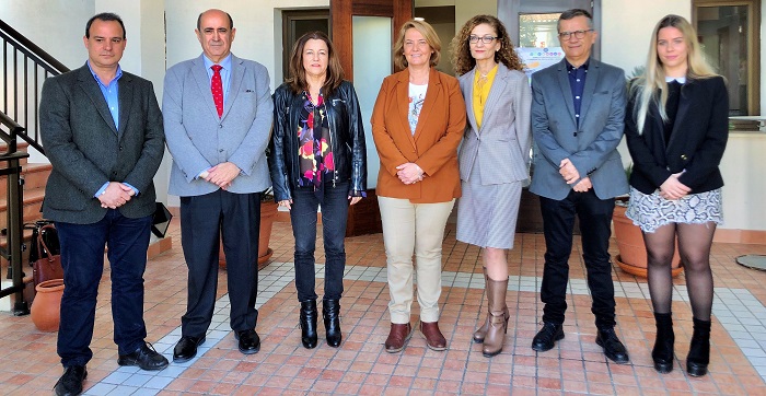 La alcaldesa de Motril inaugura las XX Jornadas Regionales de Directores de Instituto