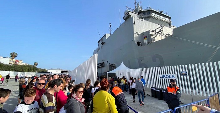 Más de 6.000 personas se han acercado al Puerto de Motril a visitar el Buque de Asalto Anfibio Castilla