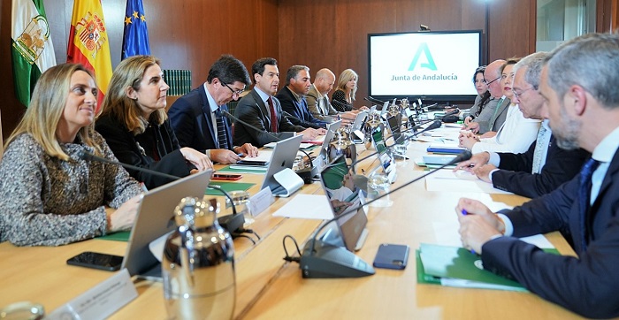 Moreno preside la reunión del Comité para el Control de Situaciones Especiales por el coronavirus