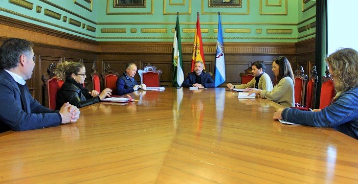 El Ayuntamiento de Motril trabaja ya en “el día después” con el mayor paquete de medidas de su historia