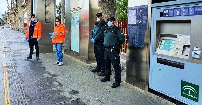 Reparto de mascarillas