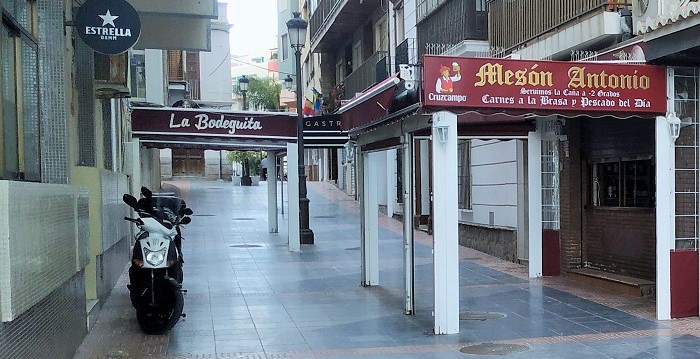 Hostelería calle Manila Almuñécar